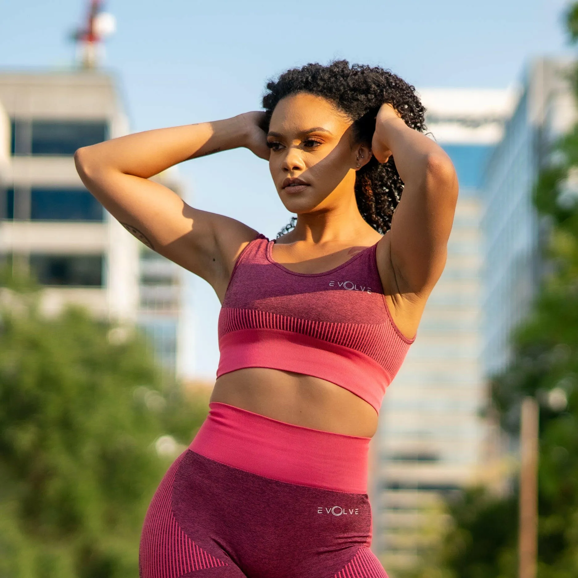 Elevate Seamless Sports Bra (Red)