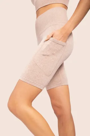 Mono B Seamless Hybrid Pocket Ribbed High-Waisted Biker Short - Mud