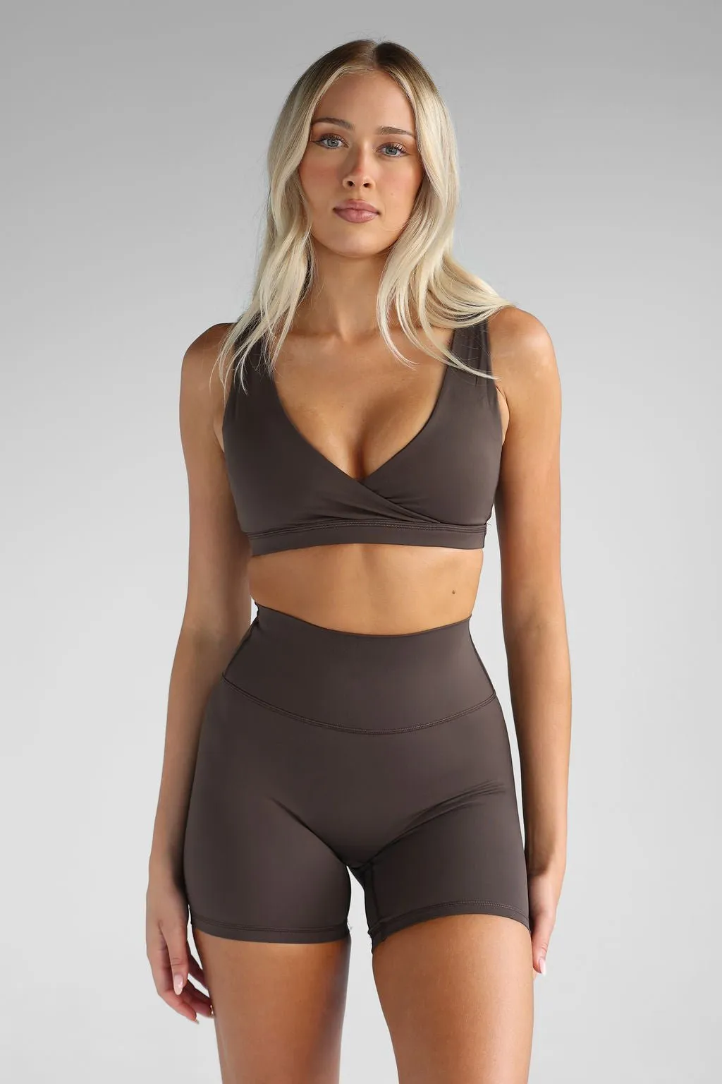 SCULPT Crop - Dark Chocolate