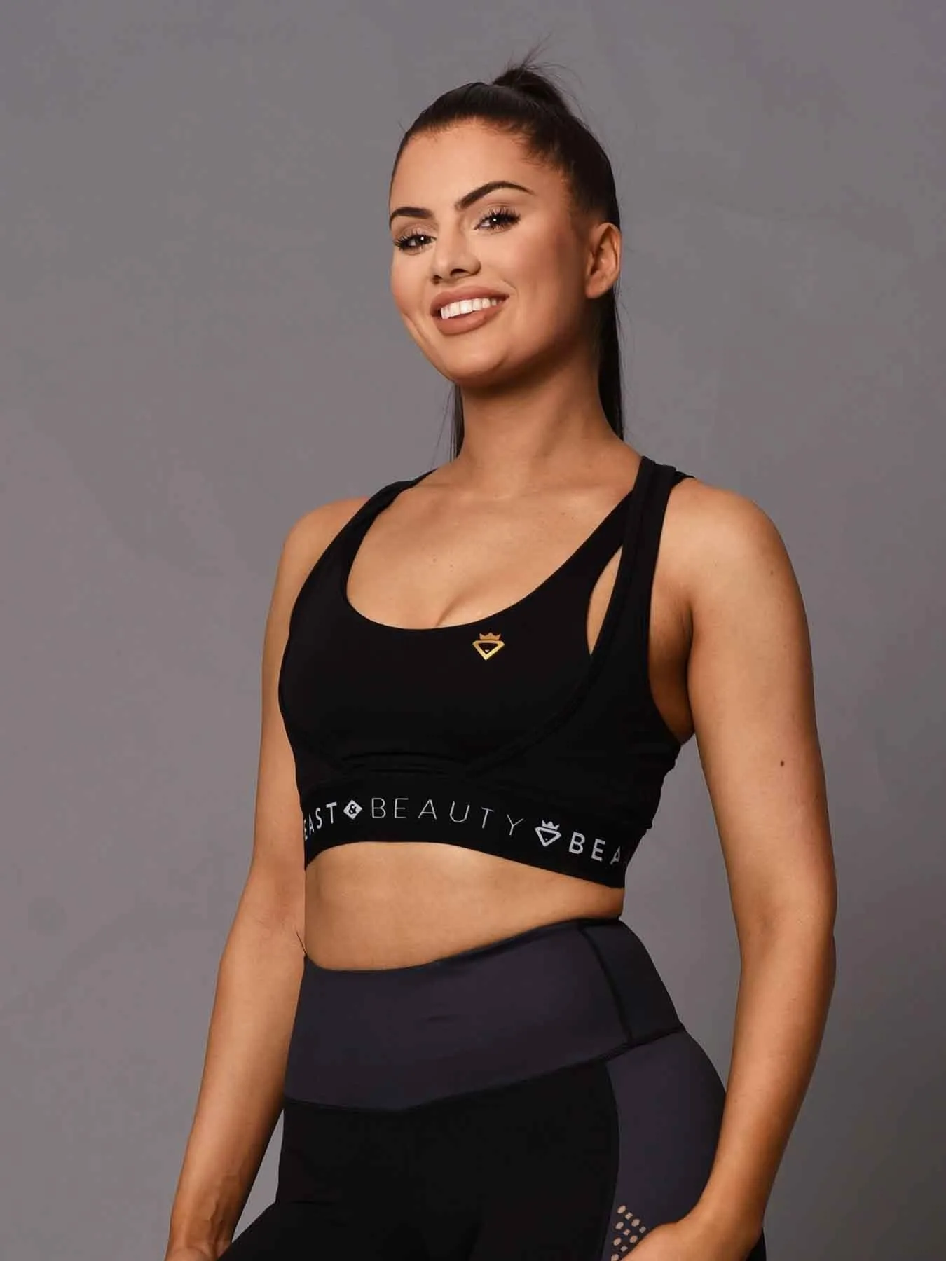 Sports Bra 2 Tone Black and Black