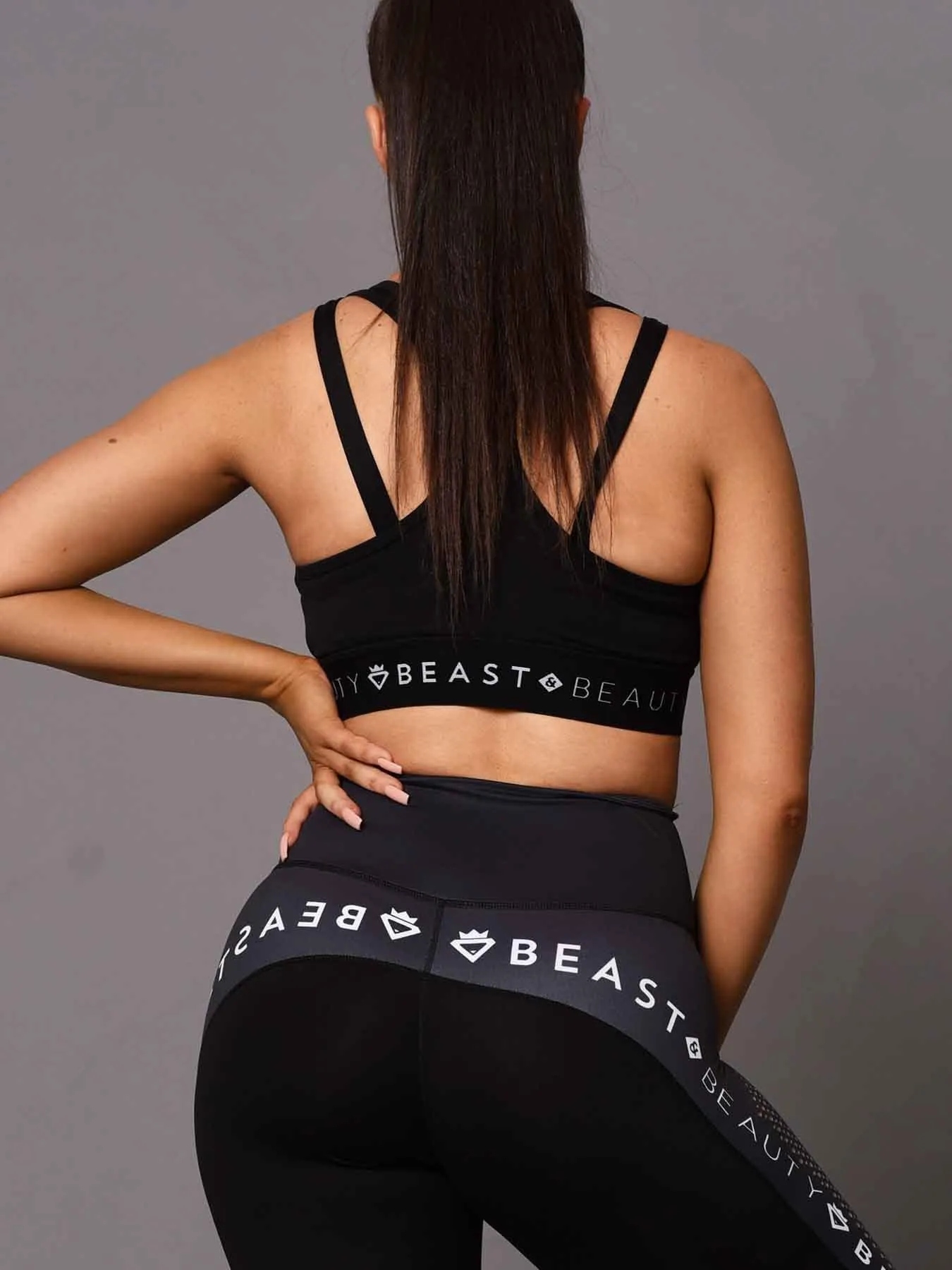 Sports Bra 2 Tone Black and Black