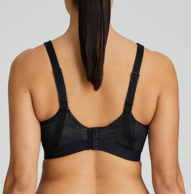 The GAME Formed Cup Sports Bra | B-G