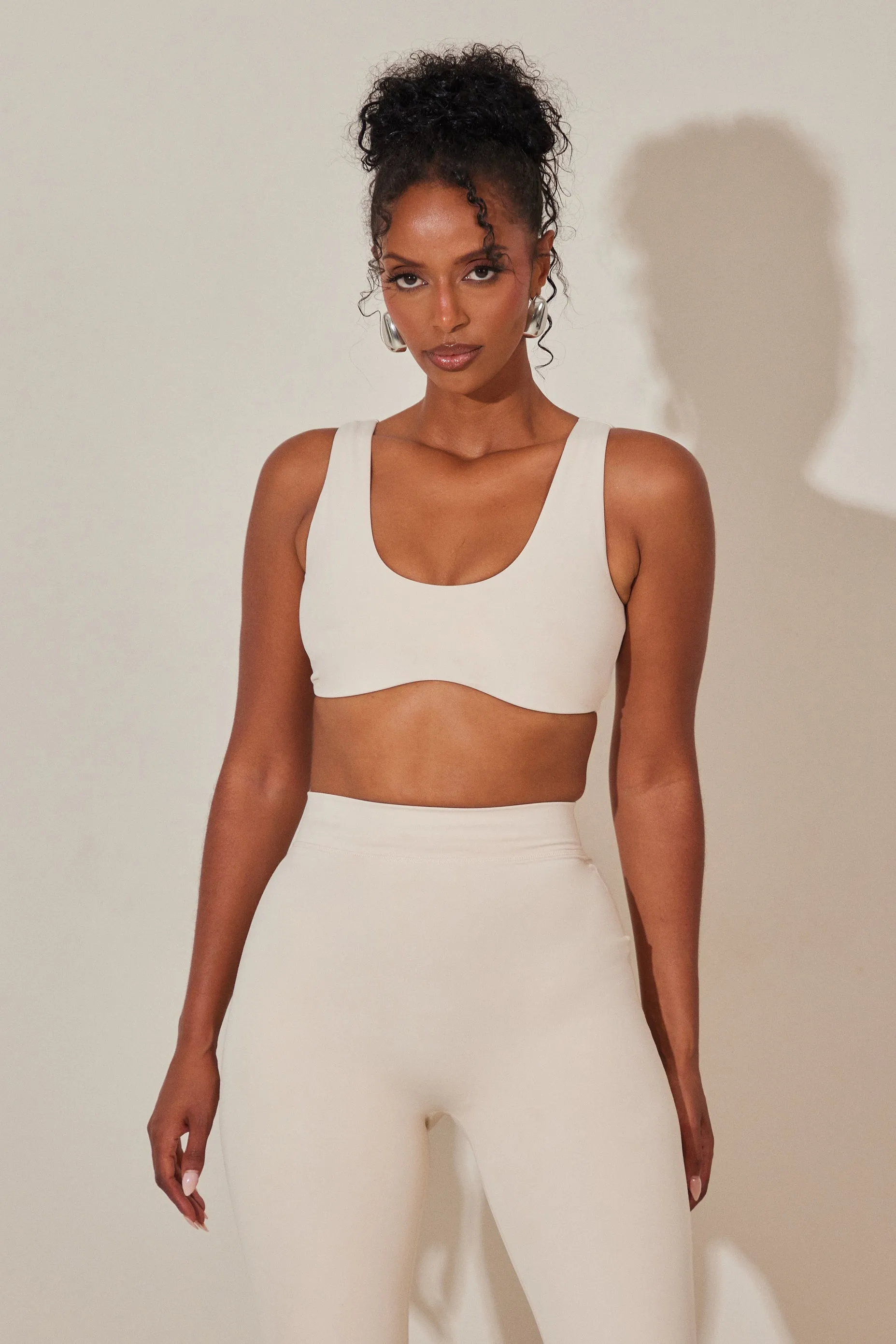 The scoop neck sculpt bralet - Stone